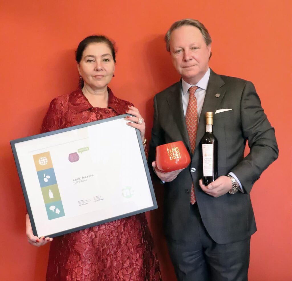 Flos Olei 最高得点を獲得し、殿堂入り